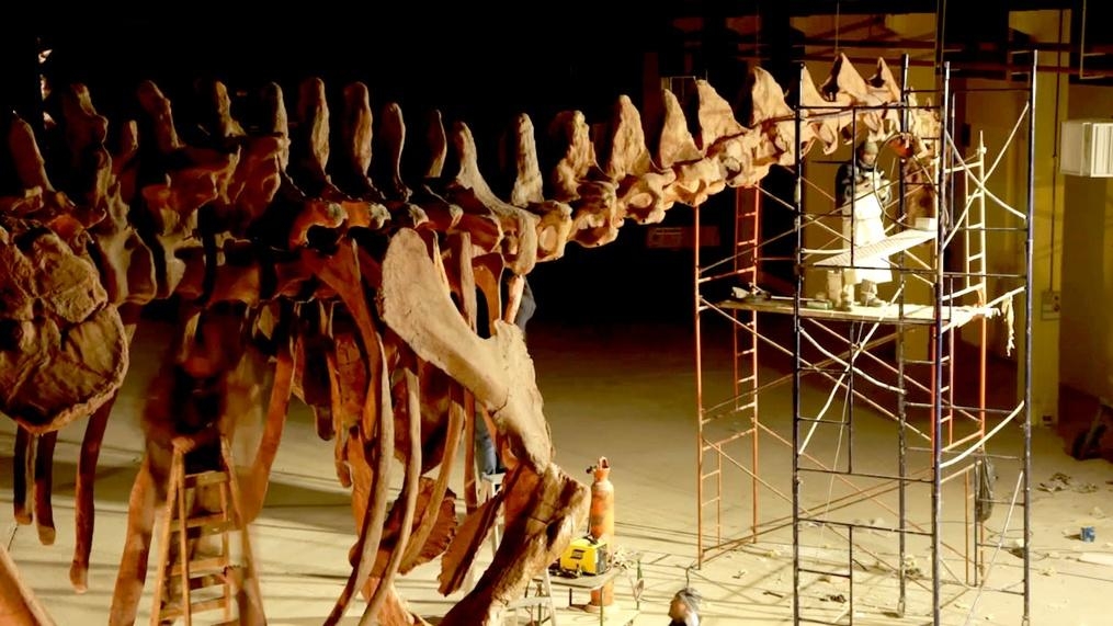 nature raising the dinosaur giant