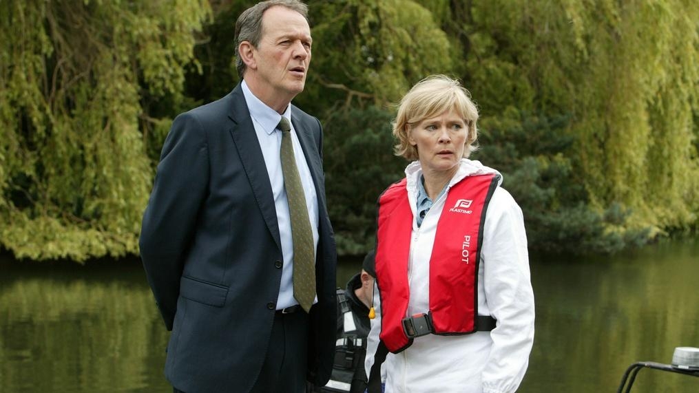 inspector lewis season 8 entry wounds