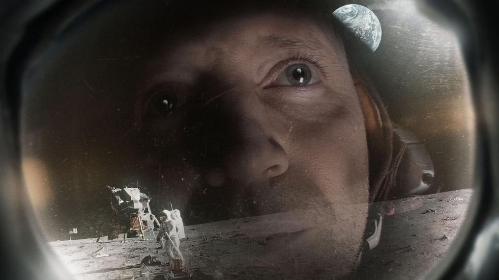 8 Days: to the Moon and Back