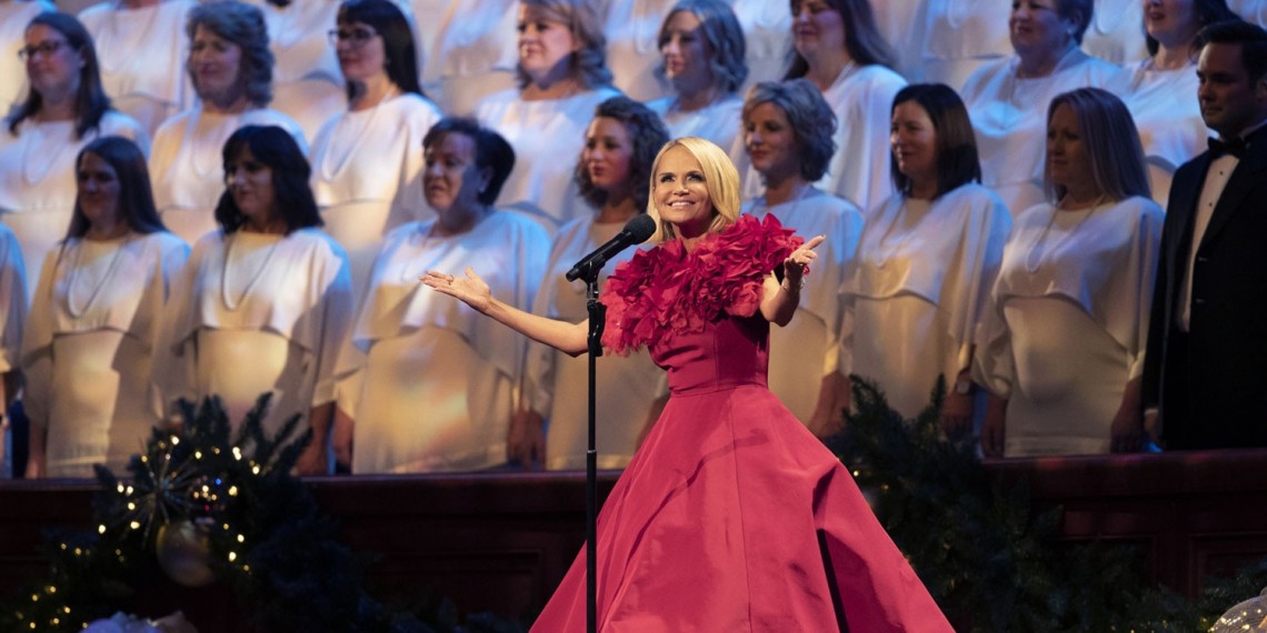 Christmas with the Tabernacle Choir Featuring Kristin Chenoweth