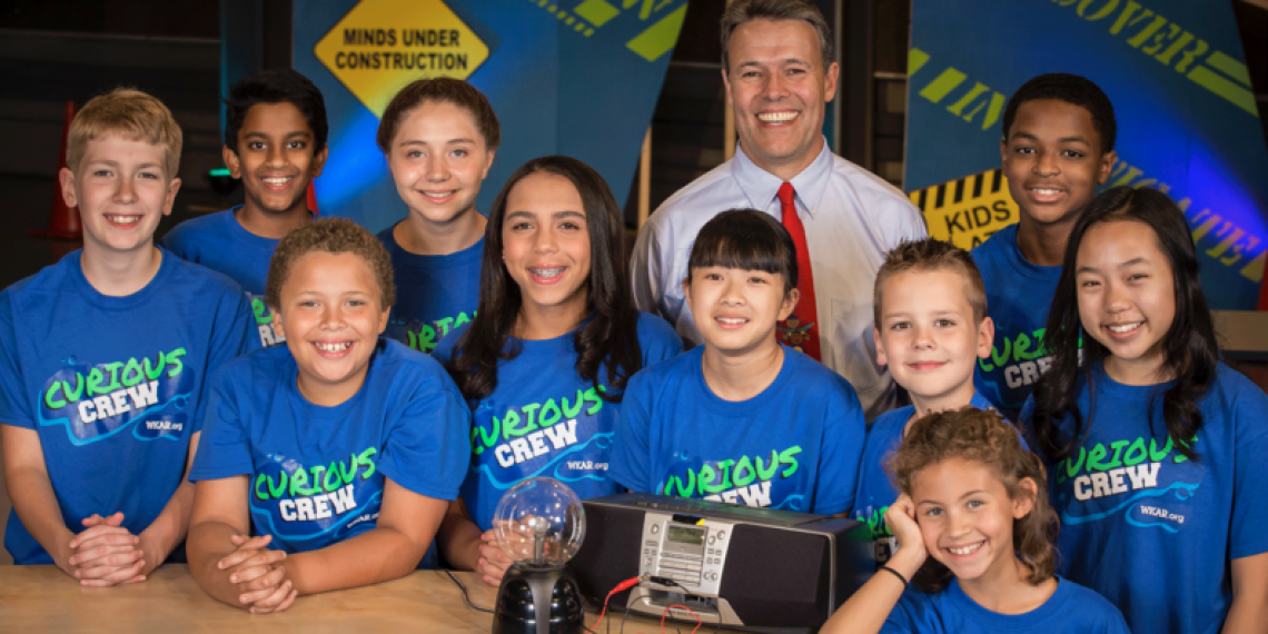 curious-crew-resonance-wttw